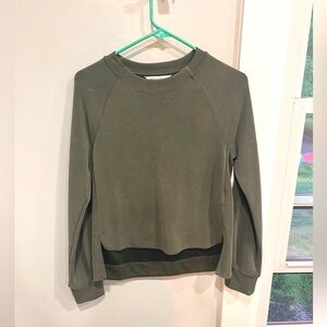 Athleta Seasoft crew neck sweatshirt